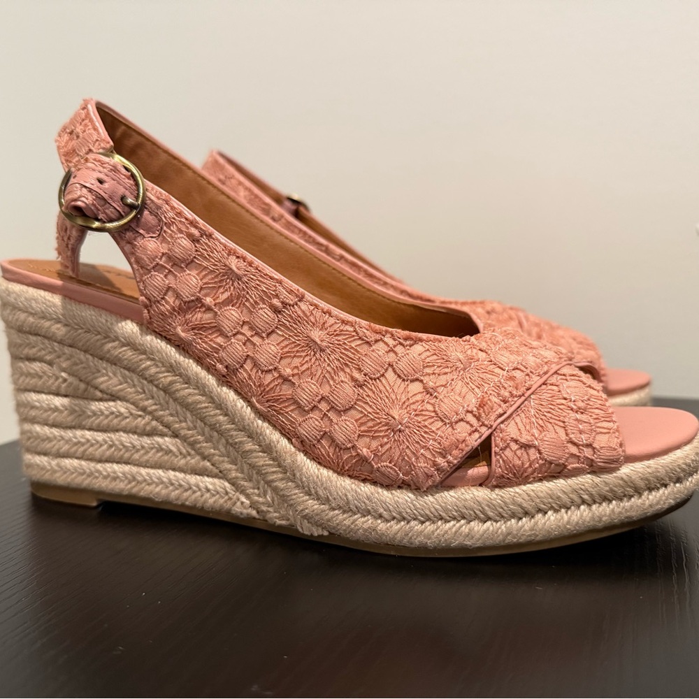 Lucky Brand Pink Wedge Sandals